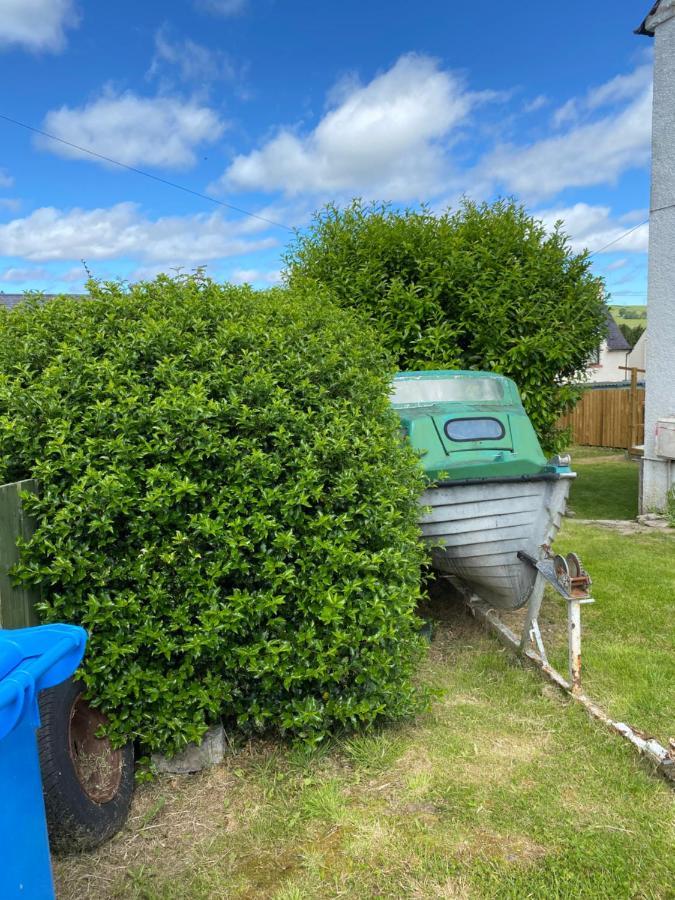 No 5 Newly Refurbished 4 Bedroom House Cononbridge エクステリア 写真