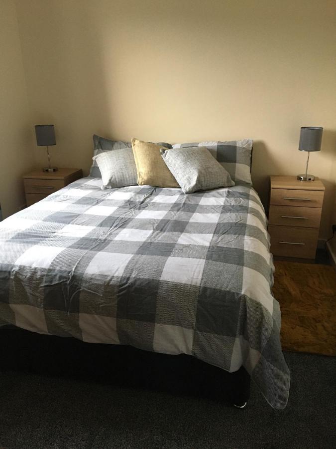 No 5 Newly Refurbished 4 Bedroom House Cononbridge エクステリア 写真