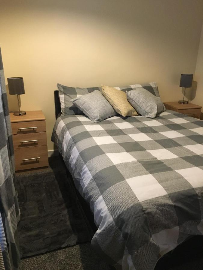 No 5 Newly Refurbished 4 Bedroom House Cononbridge エクステリア 写真