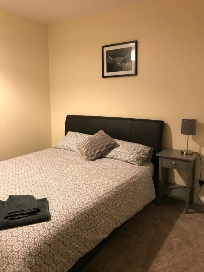 No 5 Newly Refurbished 4 Bedroom House Cononbridge エクステリア 写真