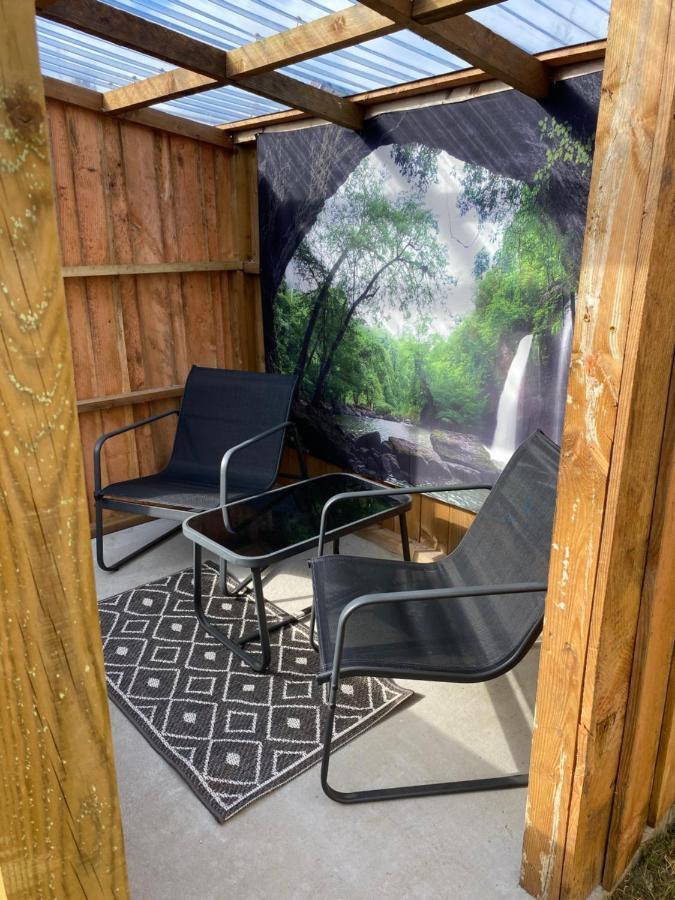 No 5 Newly Refurbished 4 Bedroom House Cononbridge エクステリア 写真
